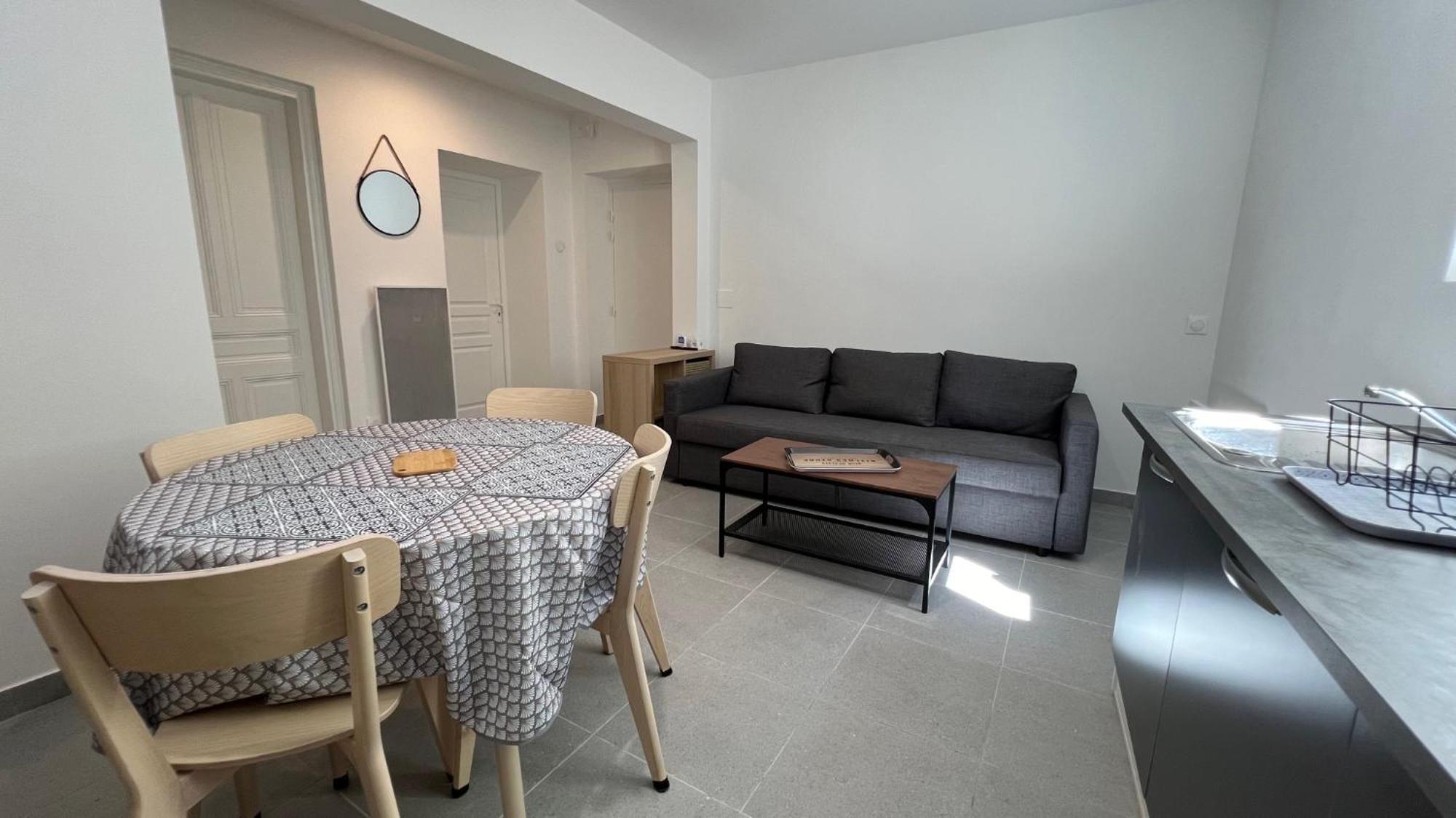 Fenix Appartement T2 40 M2 Cosy Rdc Plein Centre Ville Pierrelatte Luaran gambar